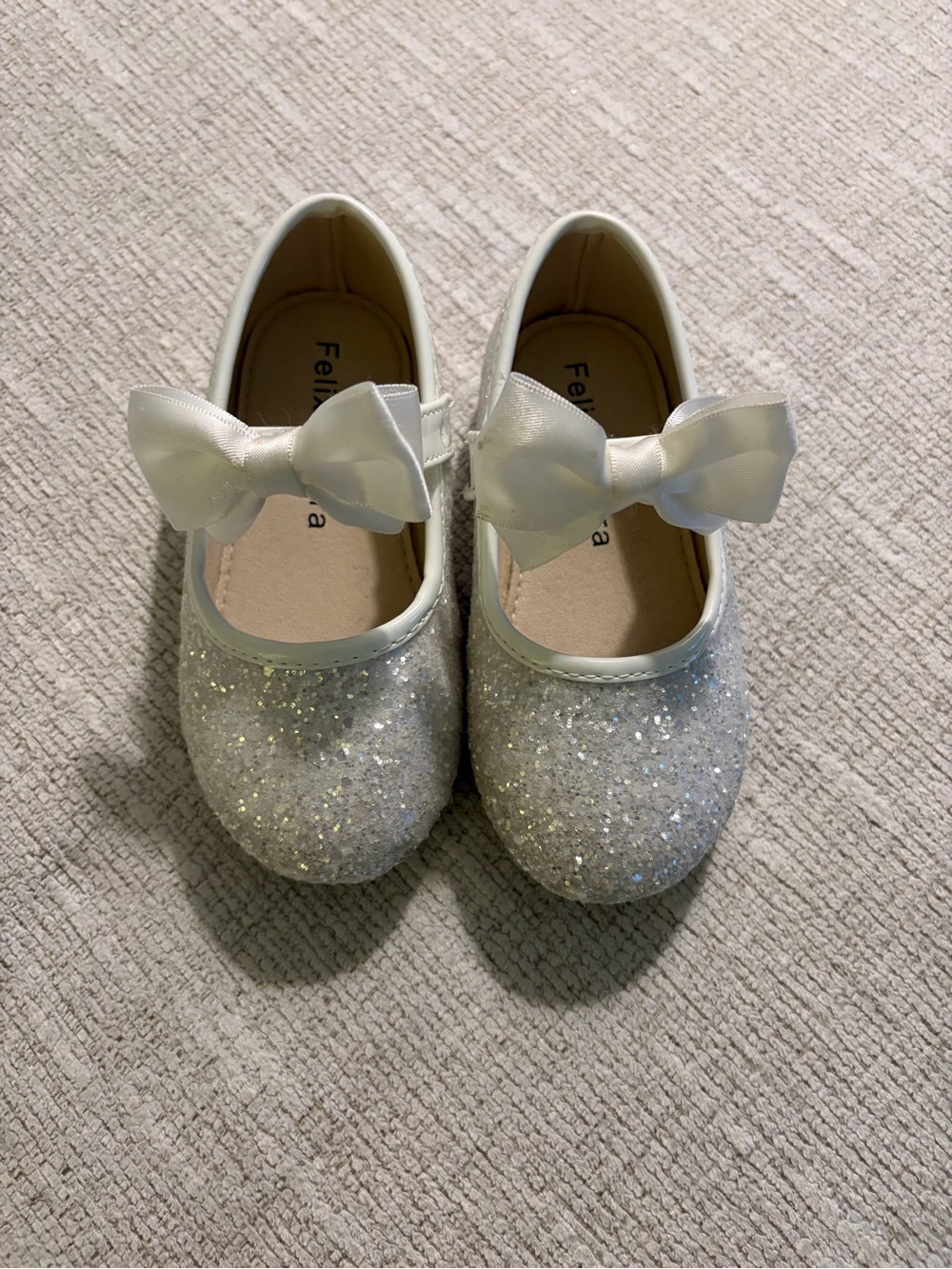 Felix and Flora White Silver Glitter Bow Dress Shoes for Kids